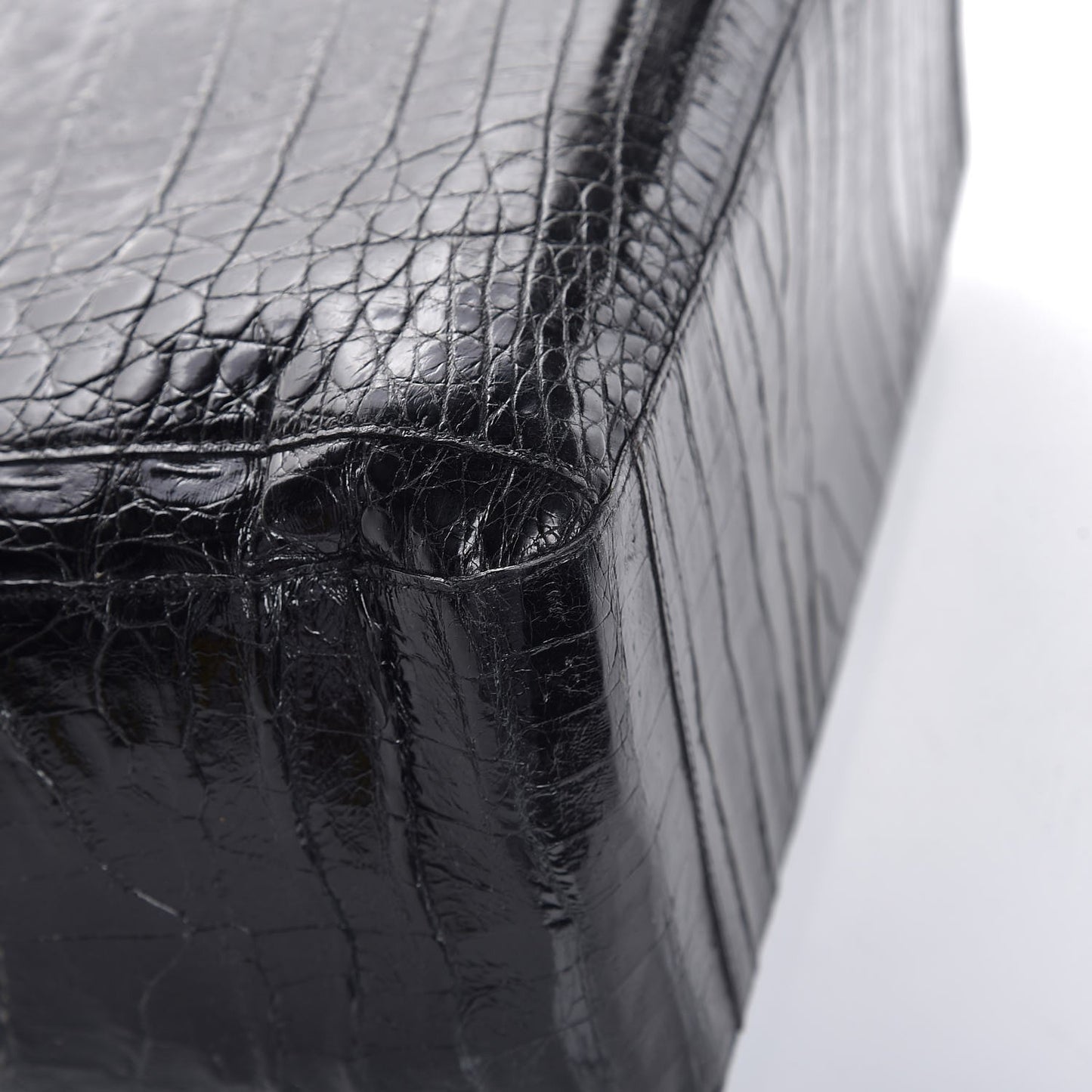 Glossy Crocodile Chain Tote Black