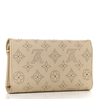 Louis Vuitton Mahina Amelia Wallet Poudre 3 of 9