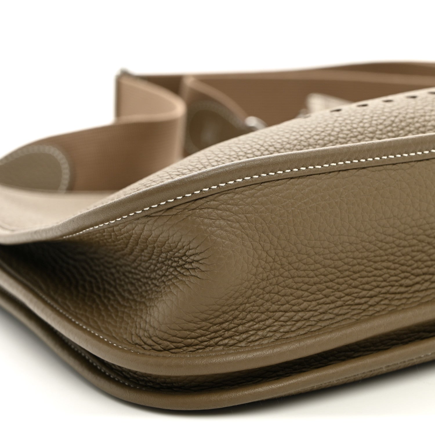 Hermes Taurillon Clemence EVELYNE III PM Etoupe 9 of 10