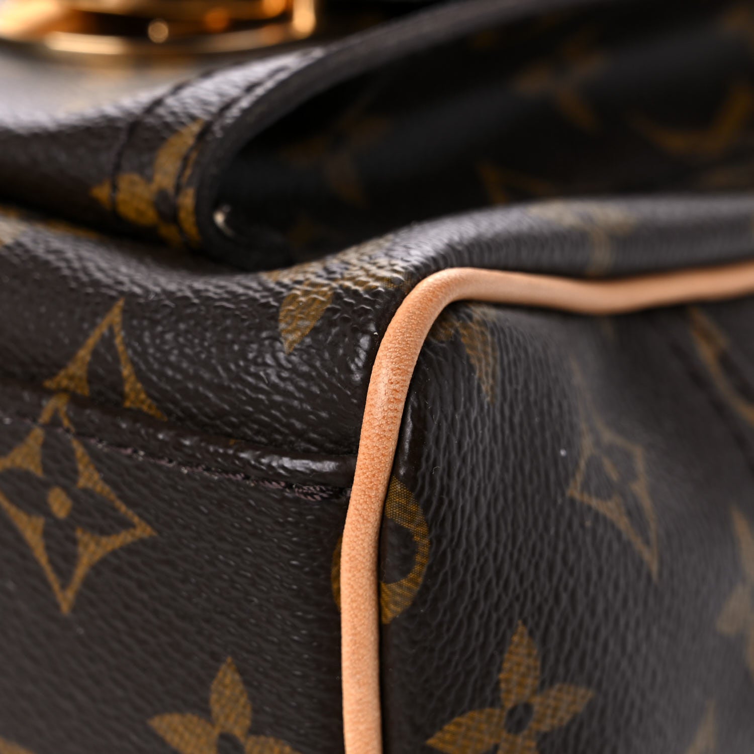 Louis Vuitton Monogram Manhattan GM 7 of 20