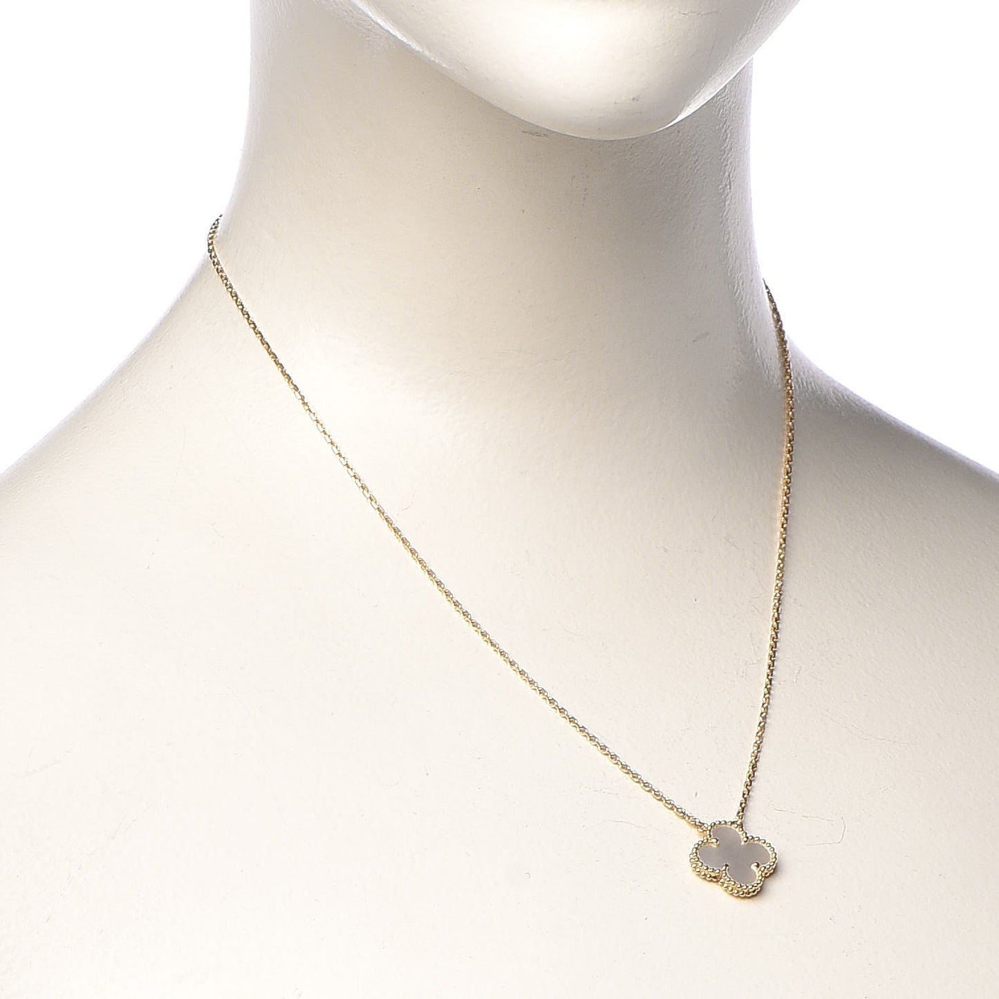 18K Yellow Gold Mother of Pearl Vintage Alhambra Pendant Necklace