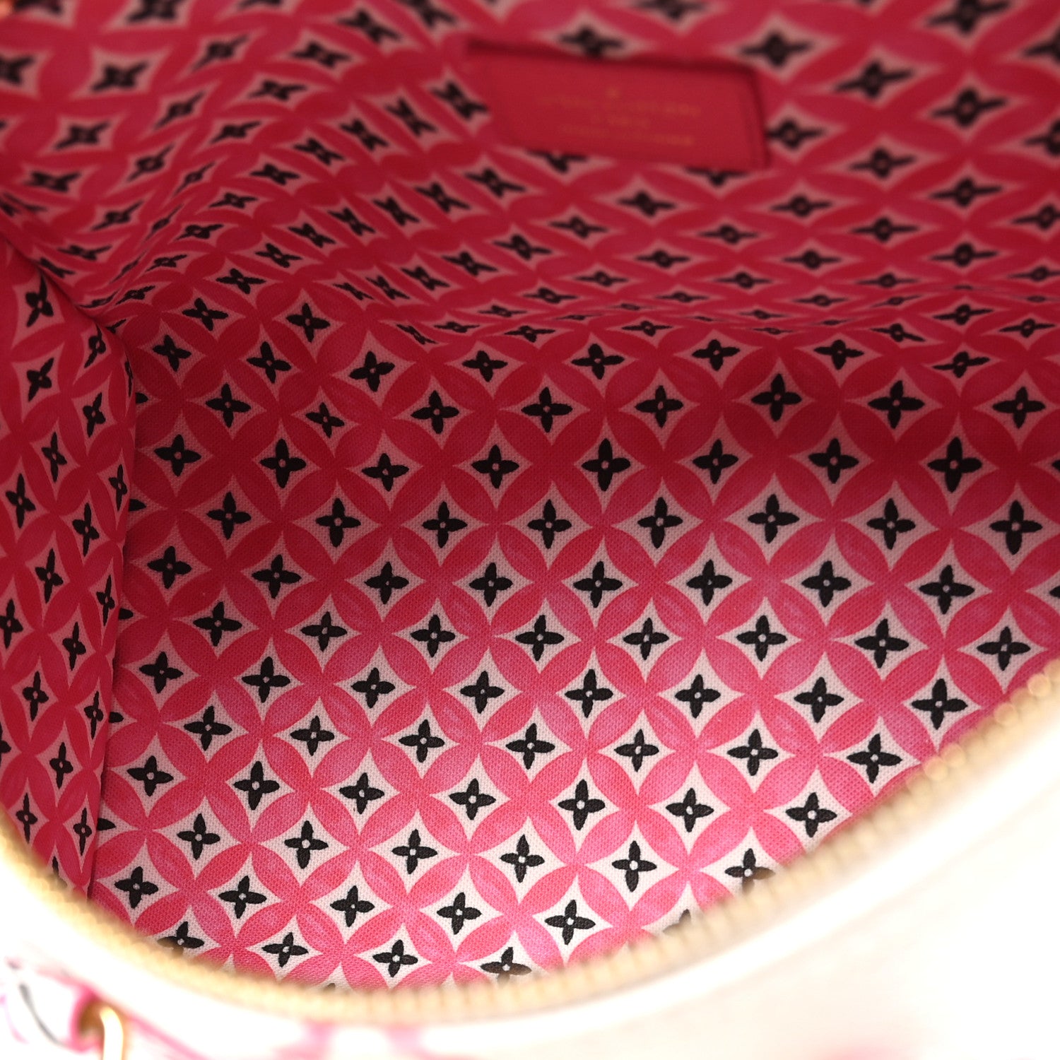 Louis Vuitton Monogram Giant By The Pool 2.0 Speedy Bandouliere 25 Rose 5 of 9