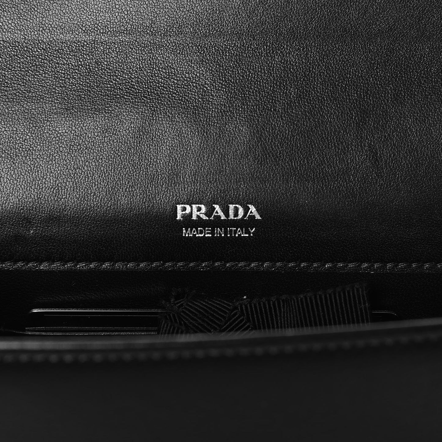 Nappa Impunture Small Diagramme Crossbody Bag Nero Black