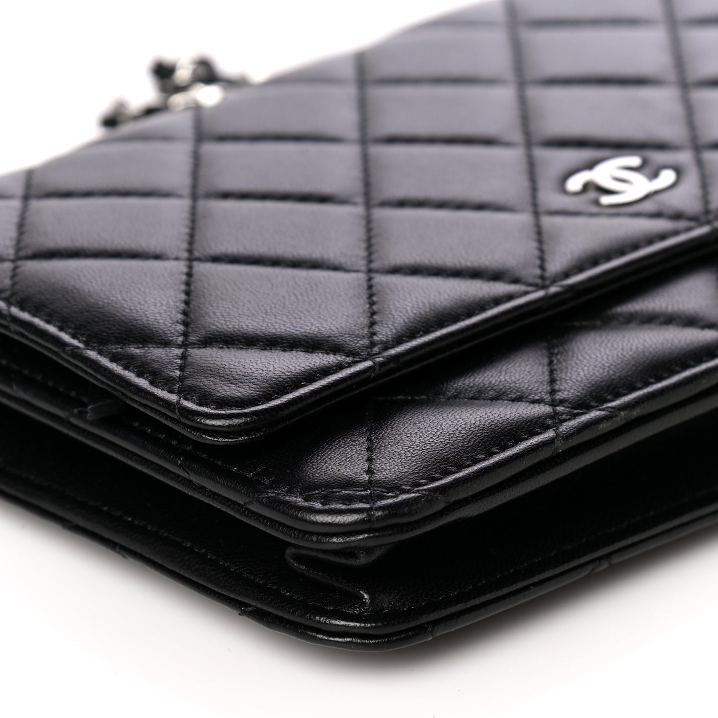 Lambskin Quilted Wallet On Chain WOC Black