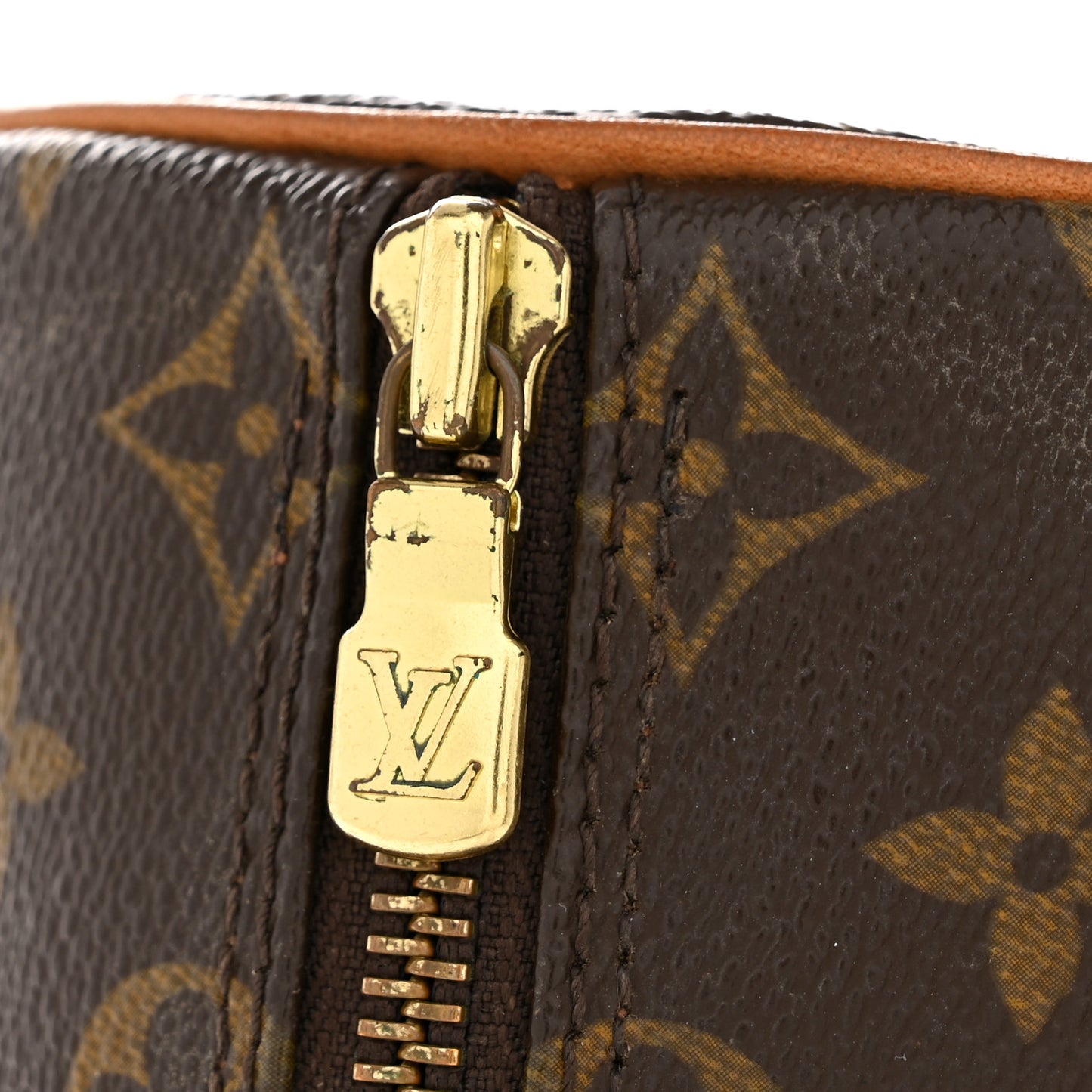 Monogram Papillon 26