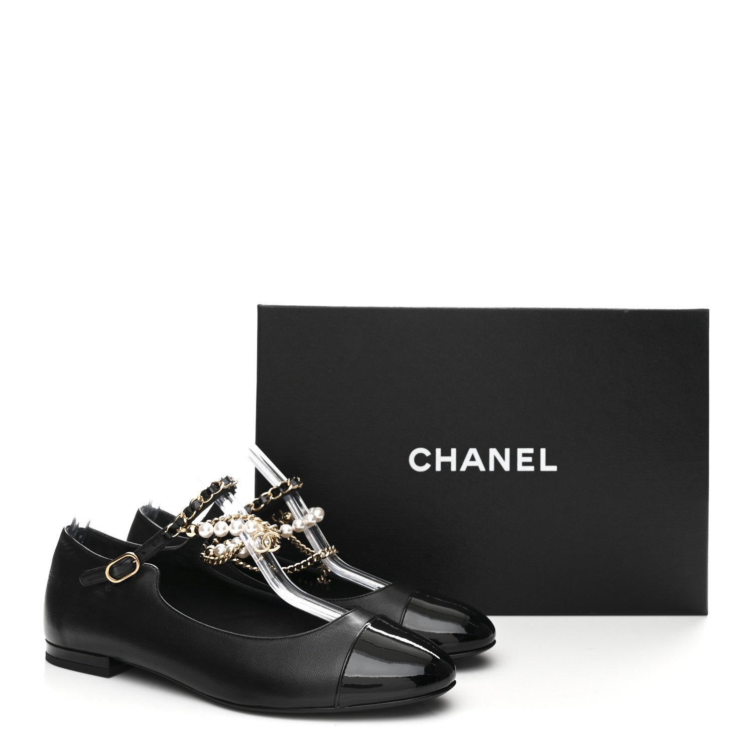 CHANELパンプス Chanel Shiny Lambskin Pearl Cap Toe Ankle Chain Ballerina Flats 37
