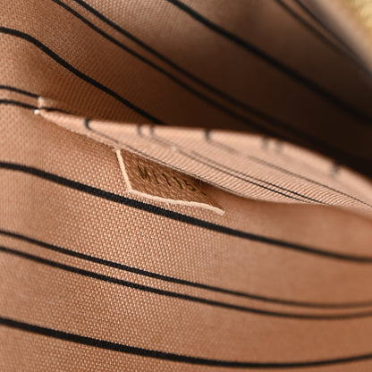 Louis Vuitton Empreinte Montaigne MM Dune 7 of 11