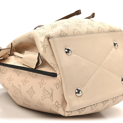 Louis Vuitton Mahina Muria Creme 8 of 9