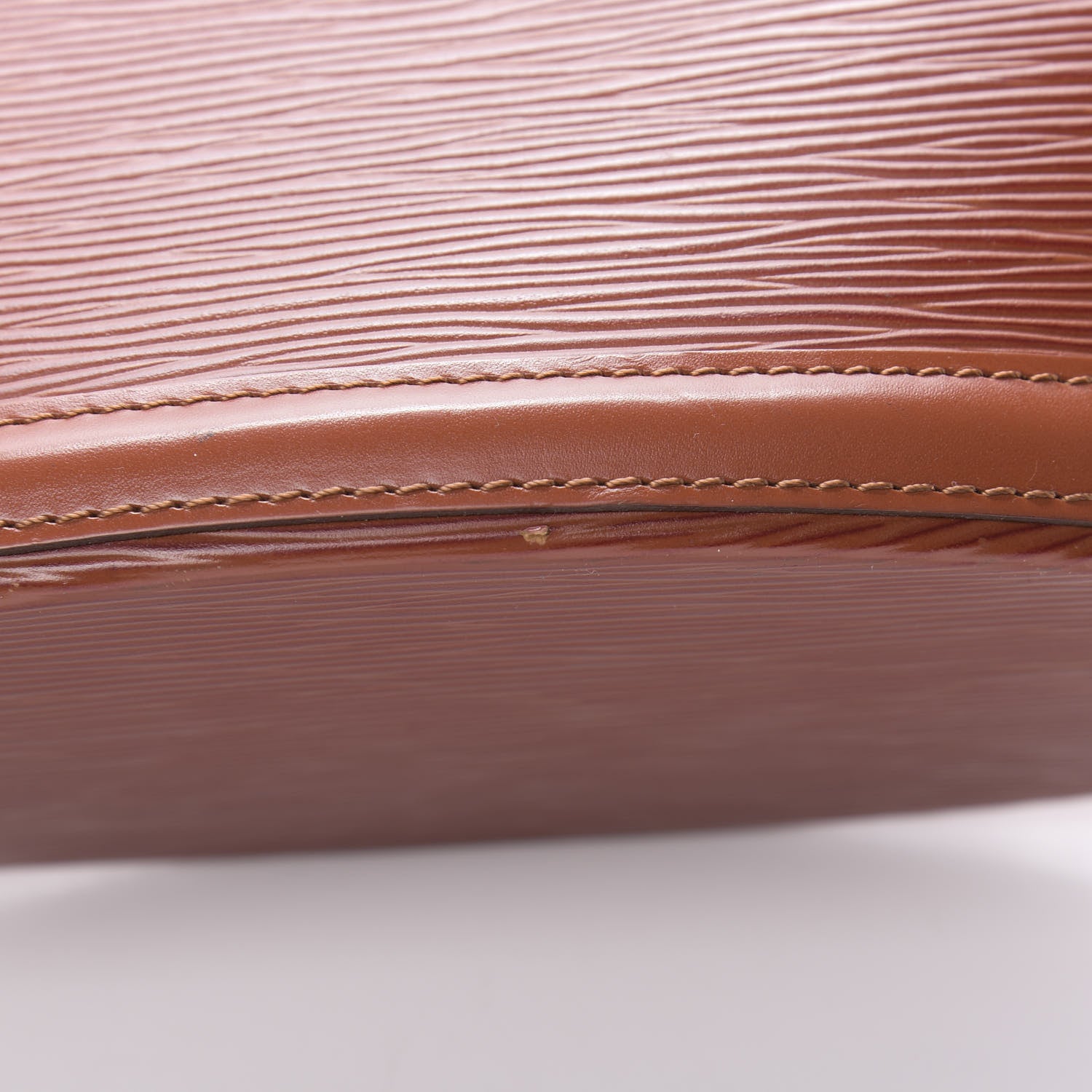 Louis Vuitton Epi Saint Jacques PM Kenyan Fawn 12 of 17