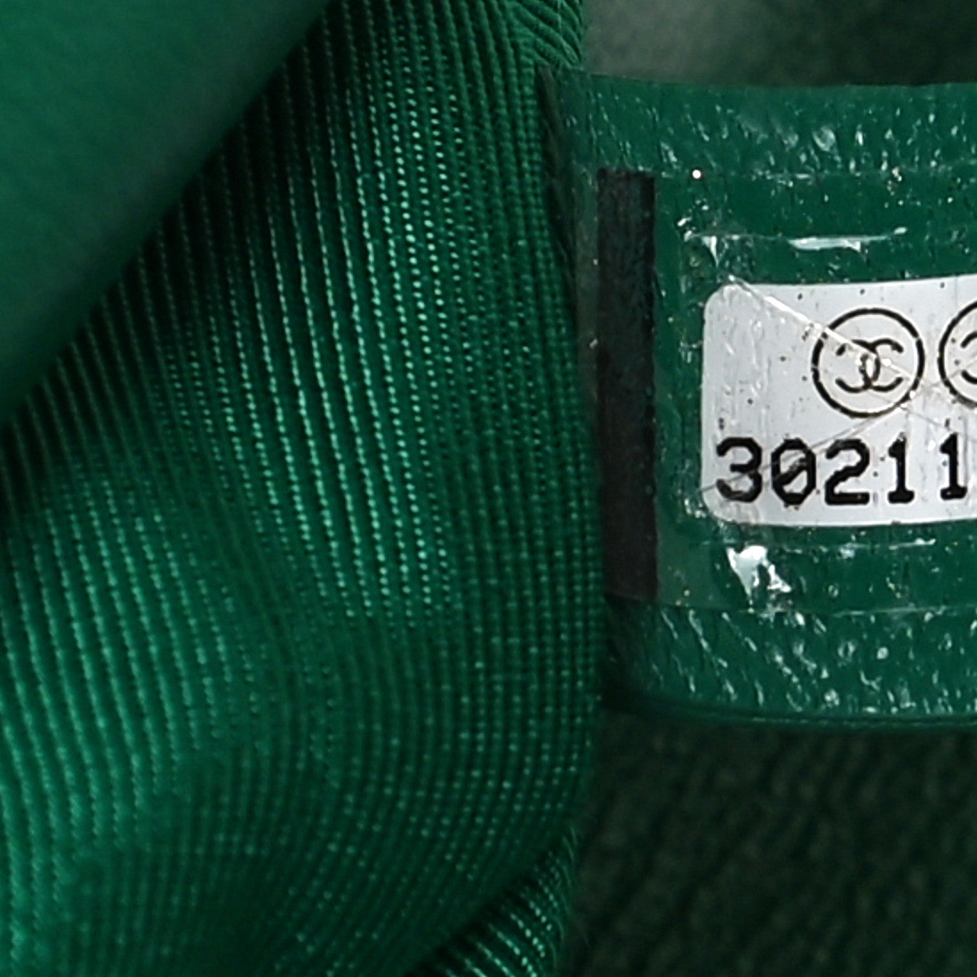 Chanel Lambskin Quilted Medium Chanel 19 Flap Green 7 of 11