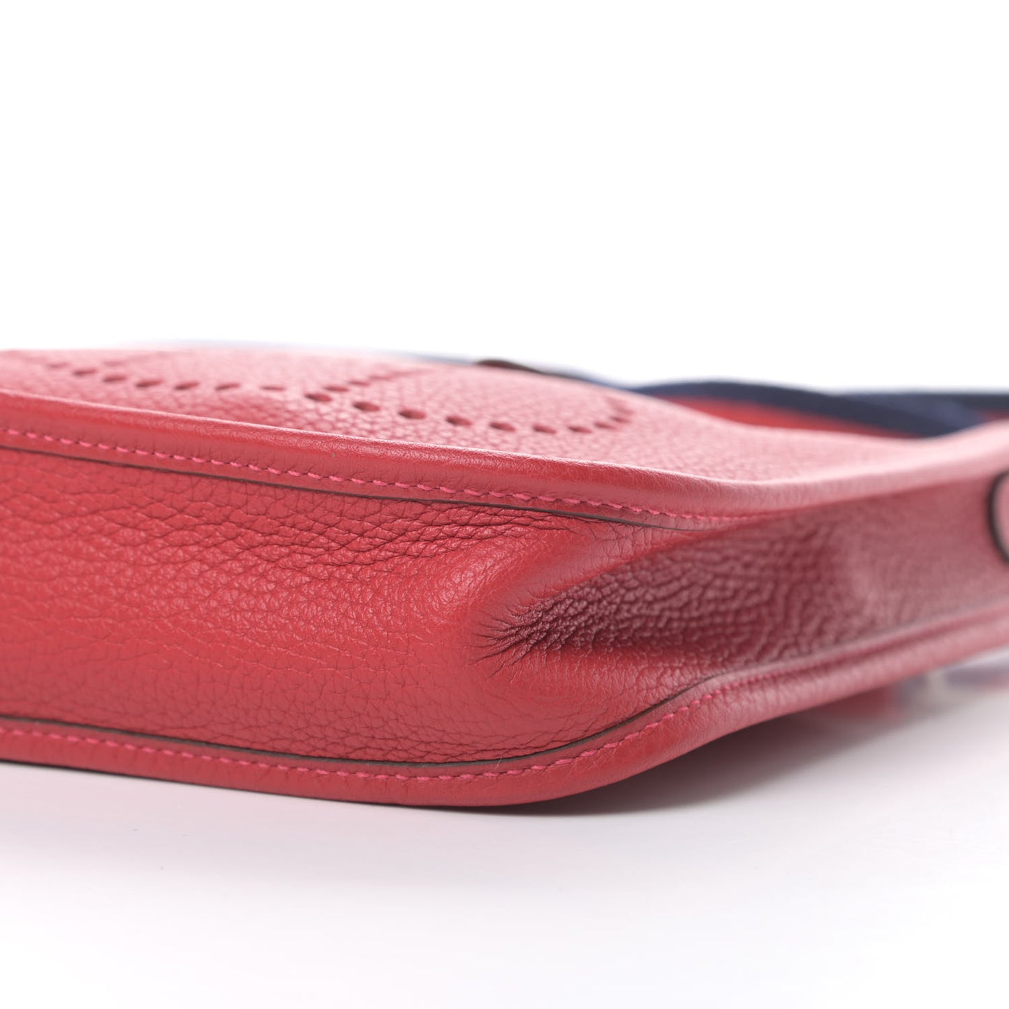Taurillon Clemence Amazone Evelyne TPM Rouge Casaque Bleu Saphir