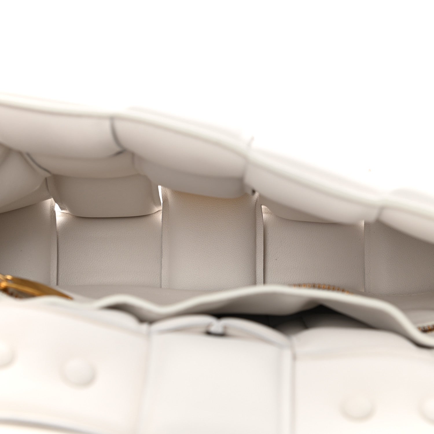 Bottega Veneta Lambskin Maxi Intreccio Padded Chain Cassette Crossbody Bag White 4 of 9