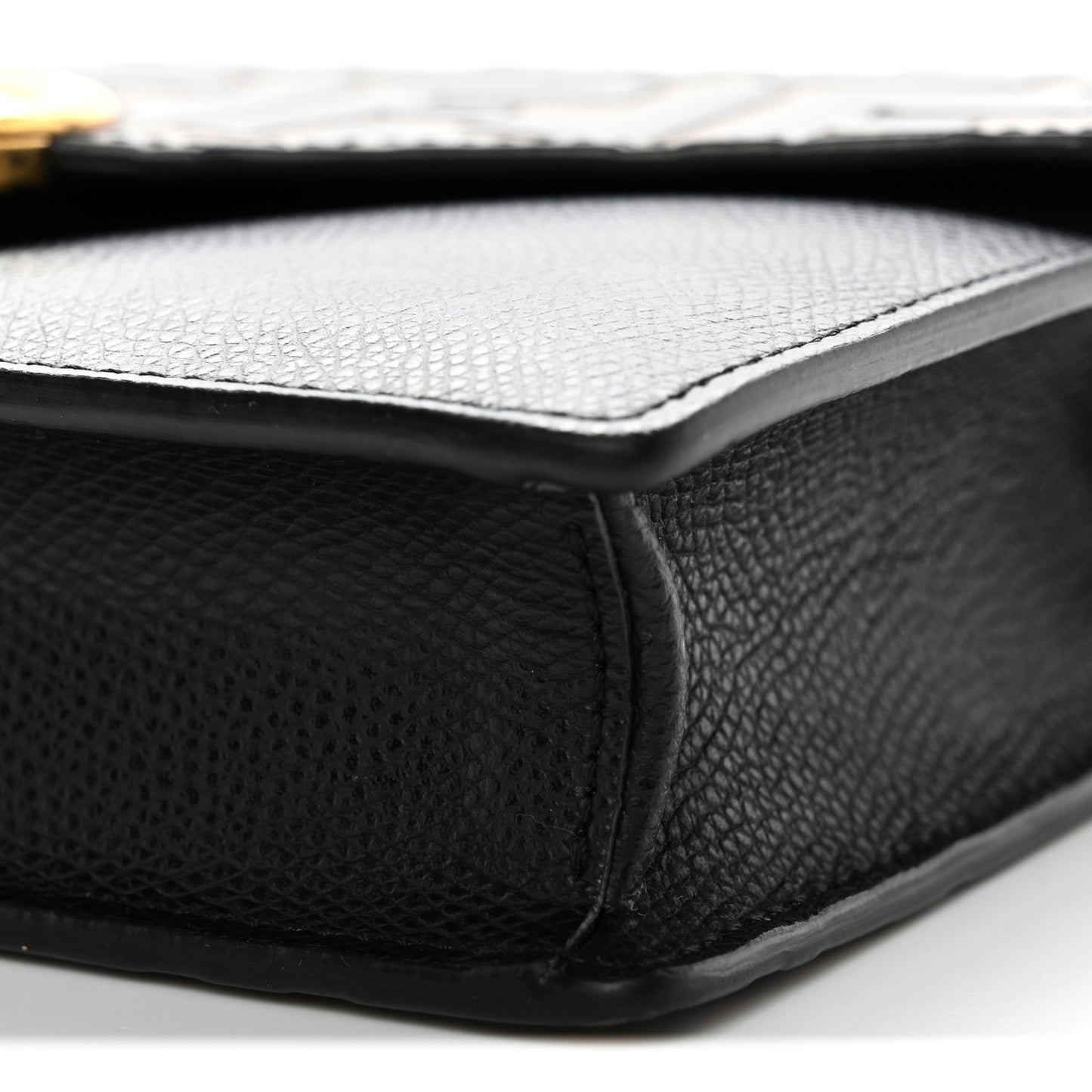 Vitello Cruise F is Fendi Bi-Color FF 1974 Embossed Medium Envelope Wallet On Chain Black Maya