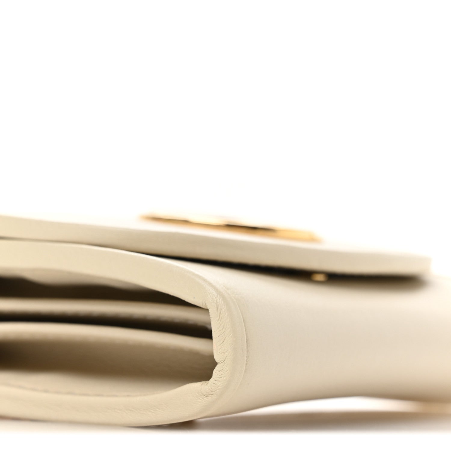 Gucci Roxy Calfskin Medium Blondie Chain Wallet Mystic White 9 of 11