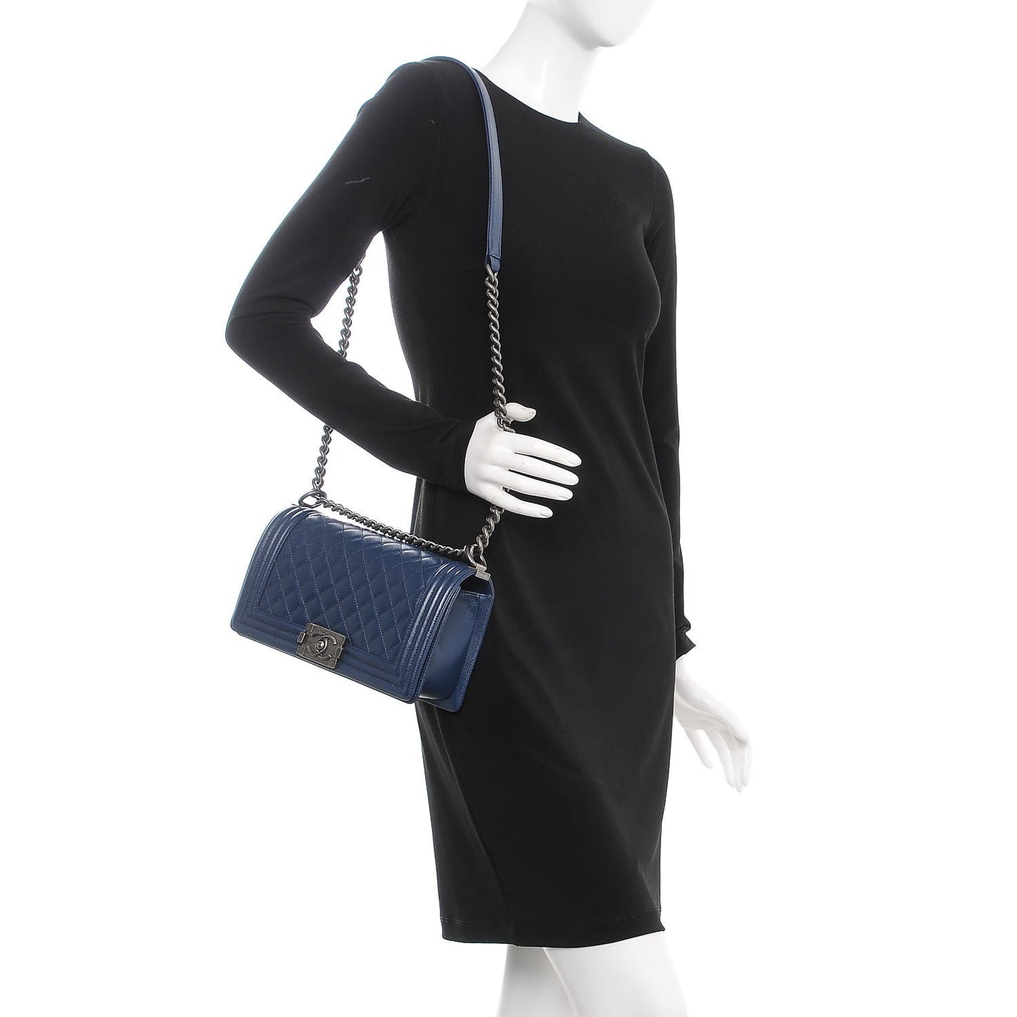 Caviar Quilted Medium Boy Flap Dark Blue