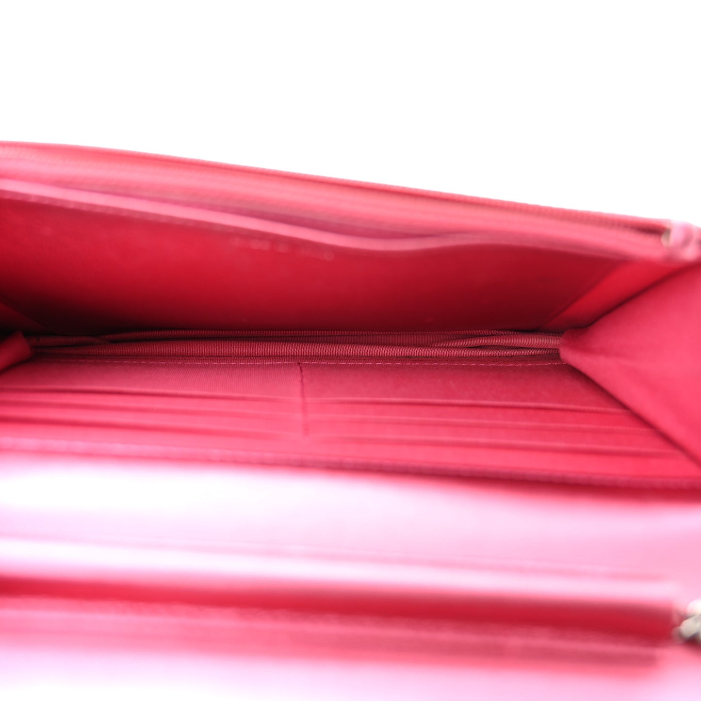 Metallic Patent Calfskin Quilted Boy Wallet On Chain WOC Fuchsia