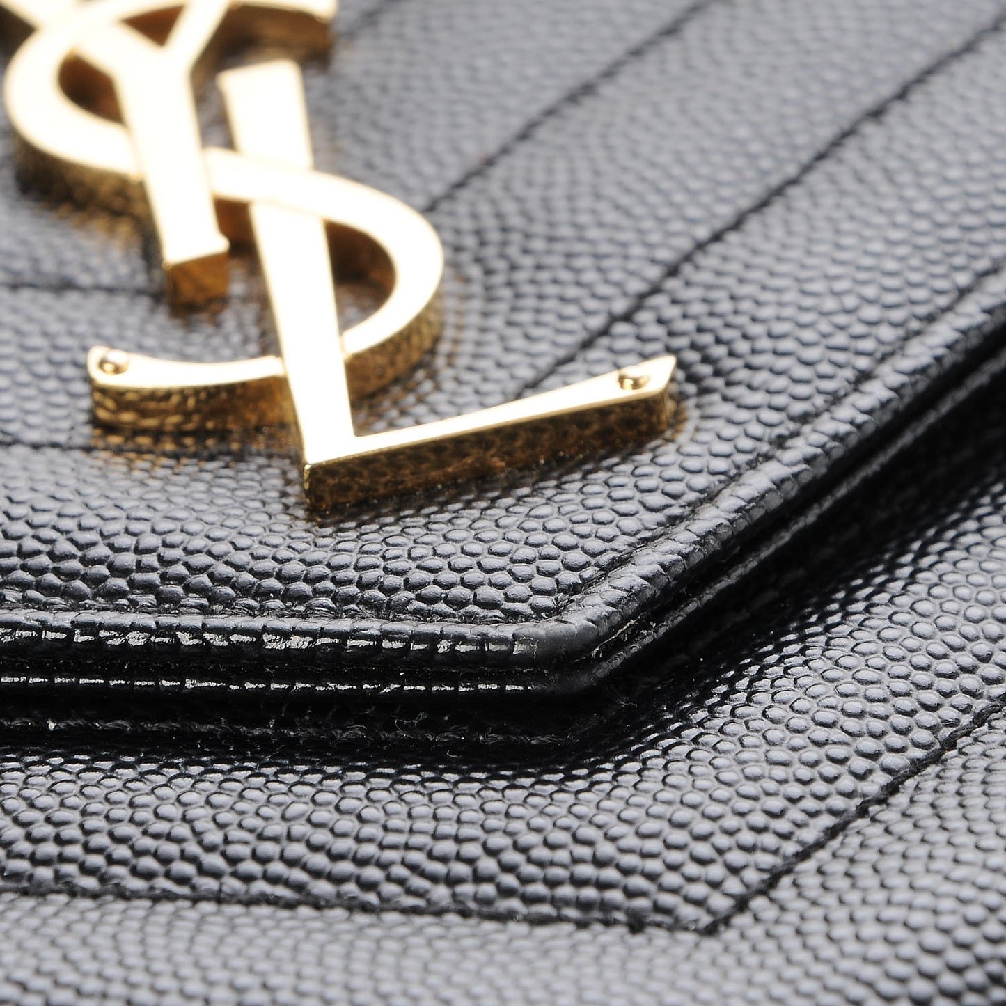 Grain De Poudre Matelasse Chevron Monogram Chain Wallet Black