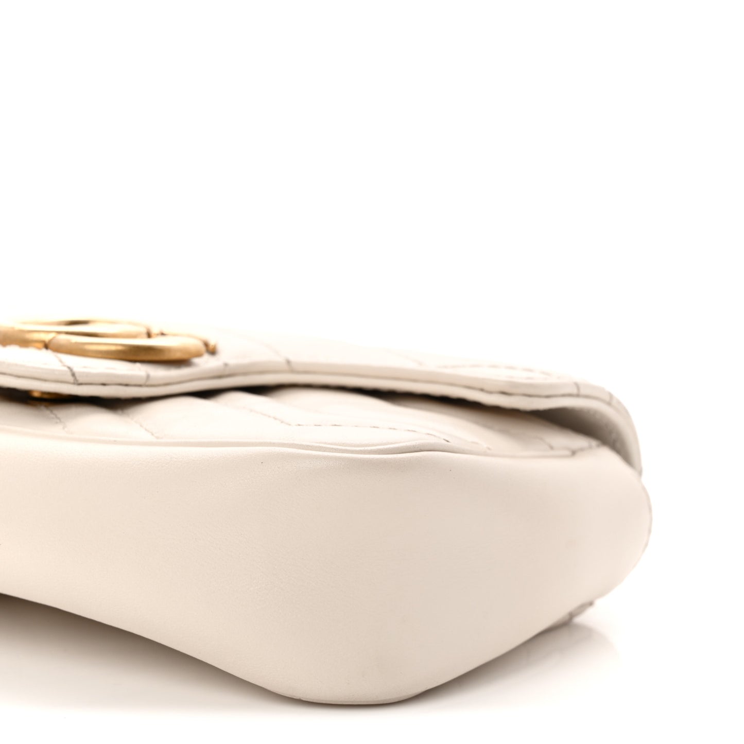 Calfskin Matelasse Super Mini GG Marmont Shoulder Bag White