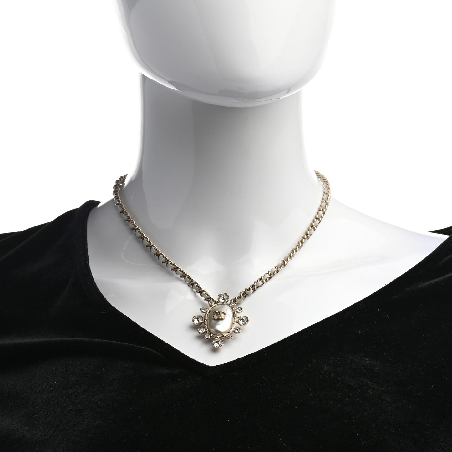 Lambskin Pearl Crystal CC Pendant Necklace Gold
