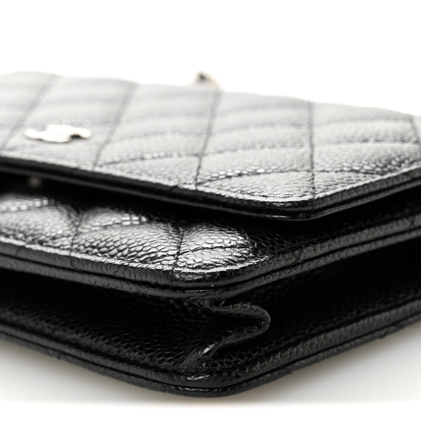Caviar Quilted Wallet on Chain WOC Black