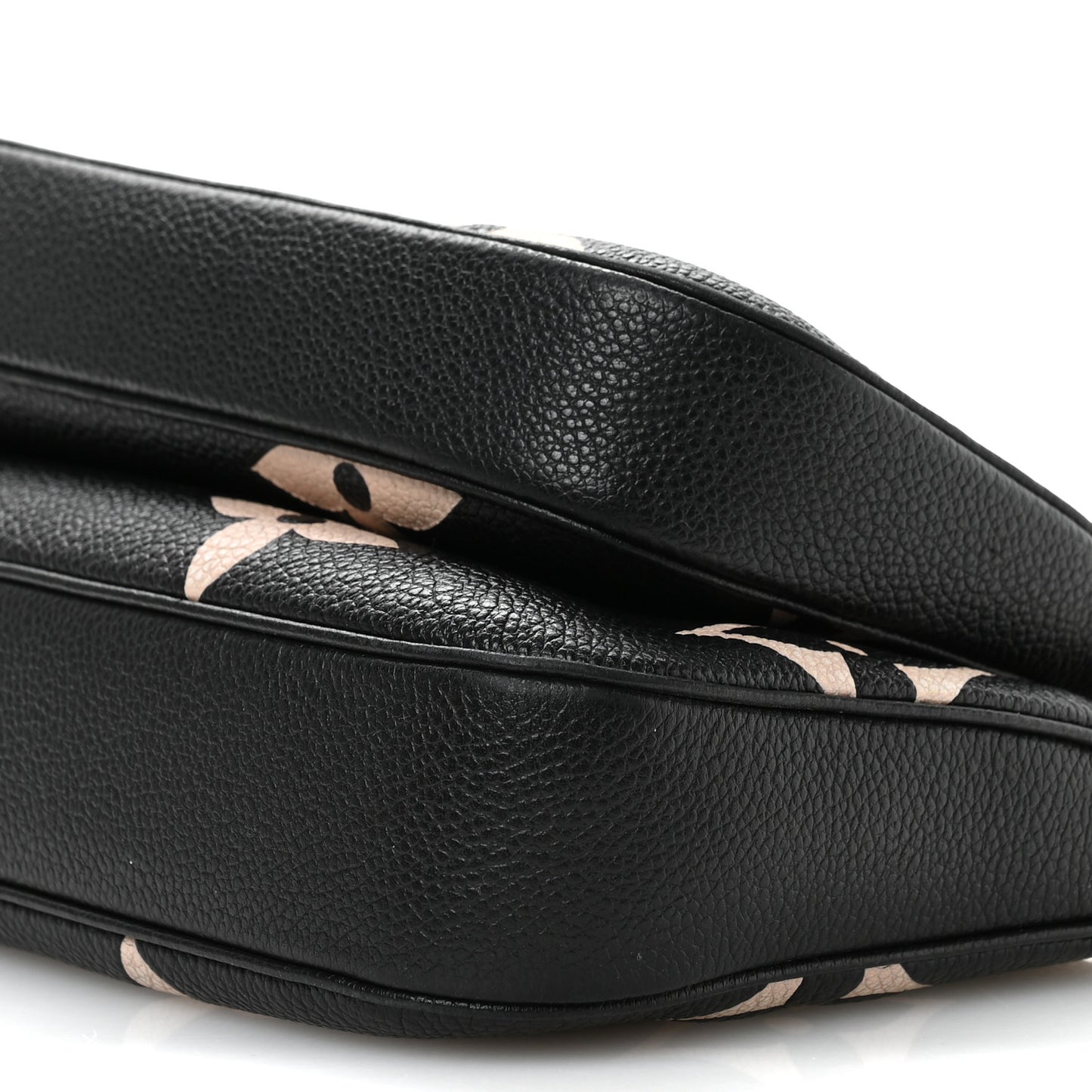 Empreinte Monogram Giant Multi Pochette Accessories Black Beige