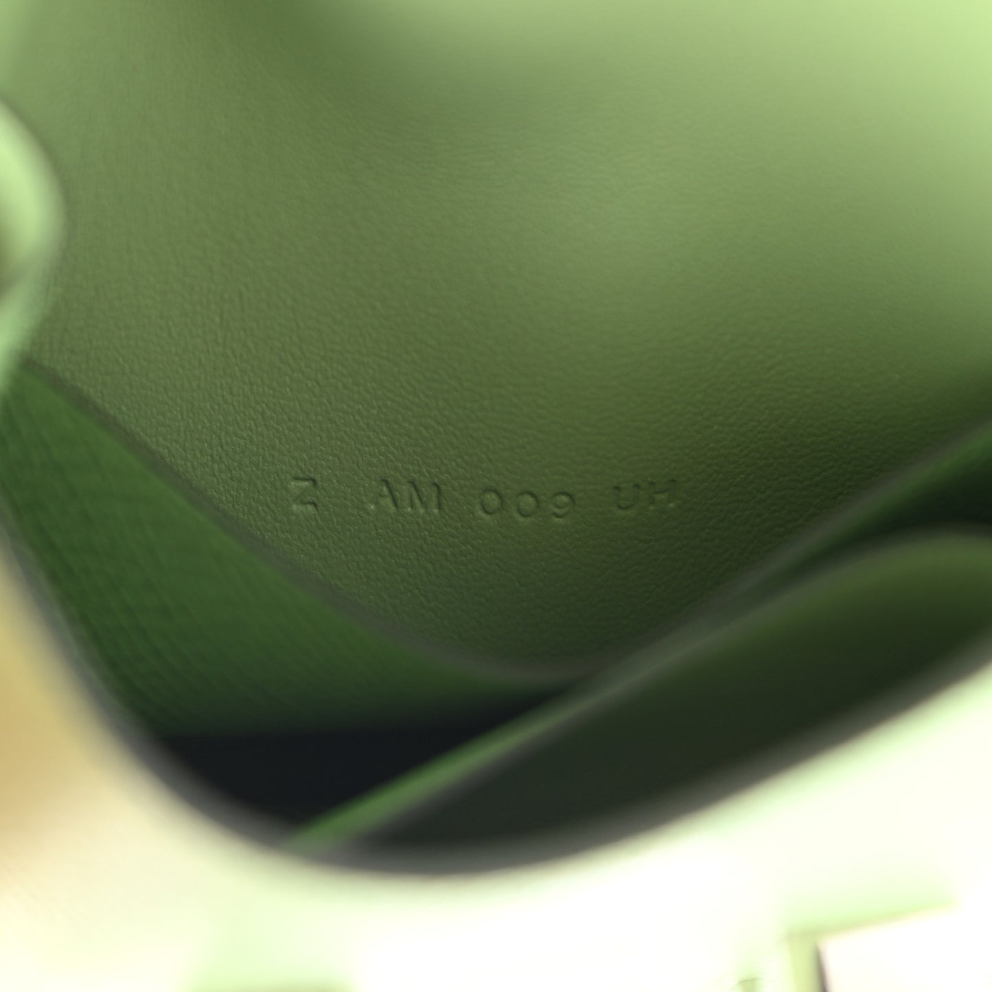 Epsom Constance Slim Wallet Vert Criquet