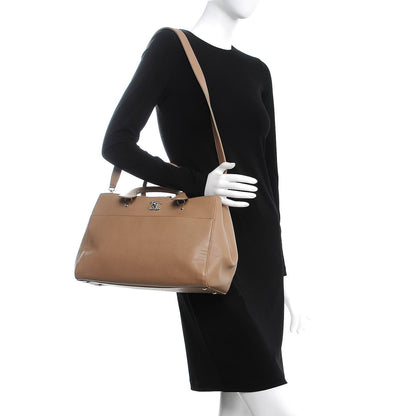 Chanel Caviar Medium Cerf Executive Shopper Tote Beige 2 of 8