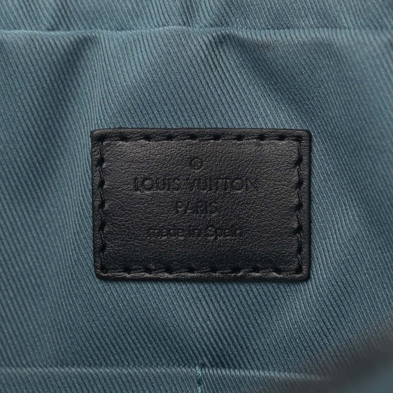 Louis Vuitton Damier Graphite Alpha Messenger Bag 6 of 10