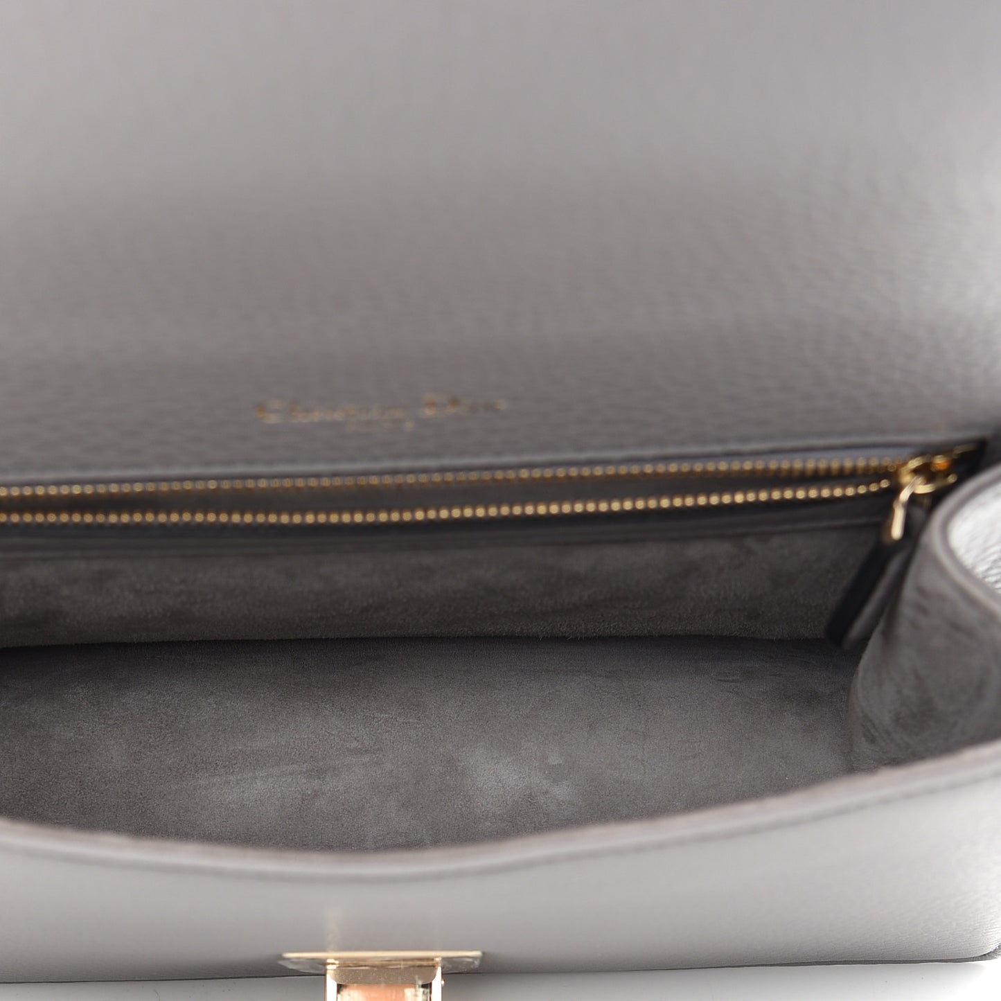 Grained Calfskin Medium Diorama Flap Bag Gris