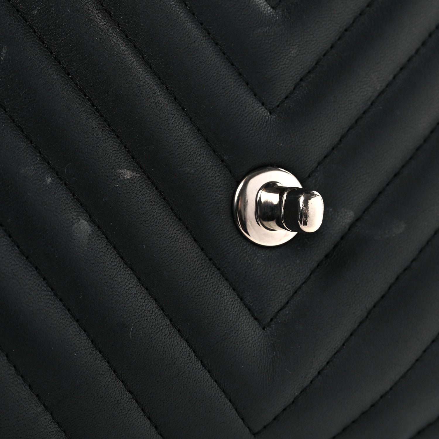 Chanel Lambskin Chevron Quilted Jumbo Double Flap Black 15 of 16