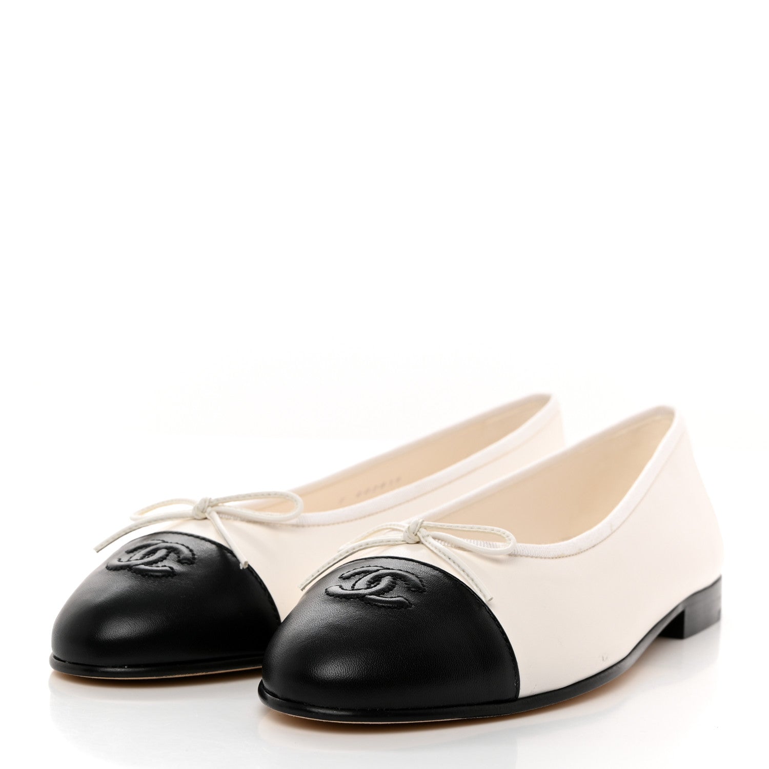 Chanel Lambskin Cap Toe CC Ballerina Flats 39 White Black 3 of 10