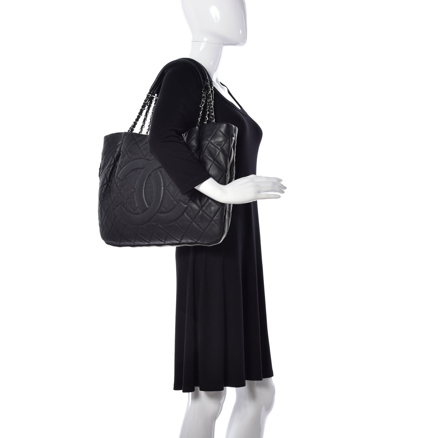 Caviar Expandable Zip Shoulder Bag Black