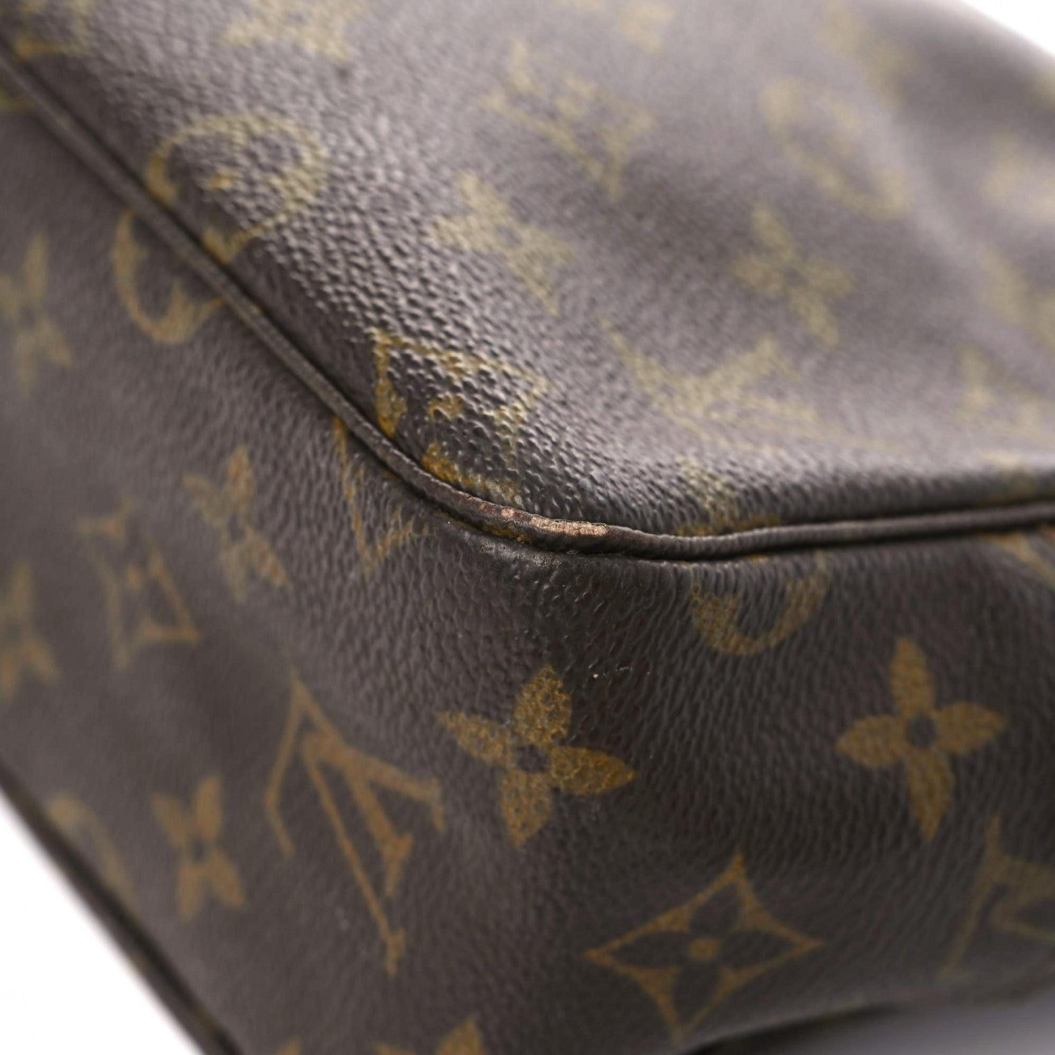 Louis Vuitton Monogram Trousse Toilette 28 8 of 18