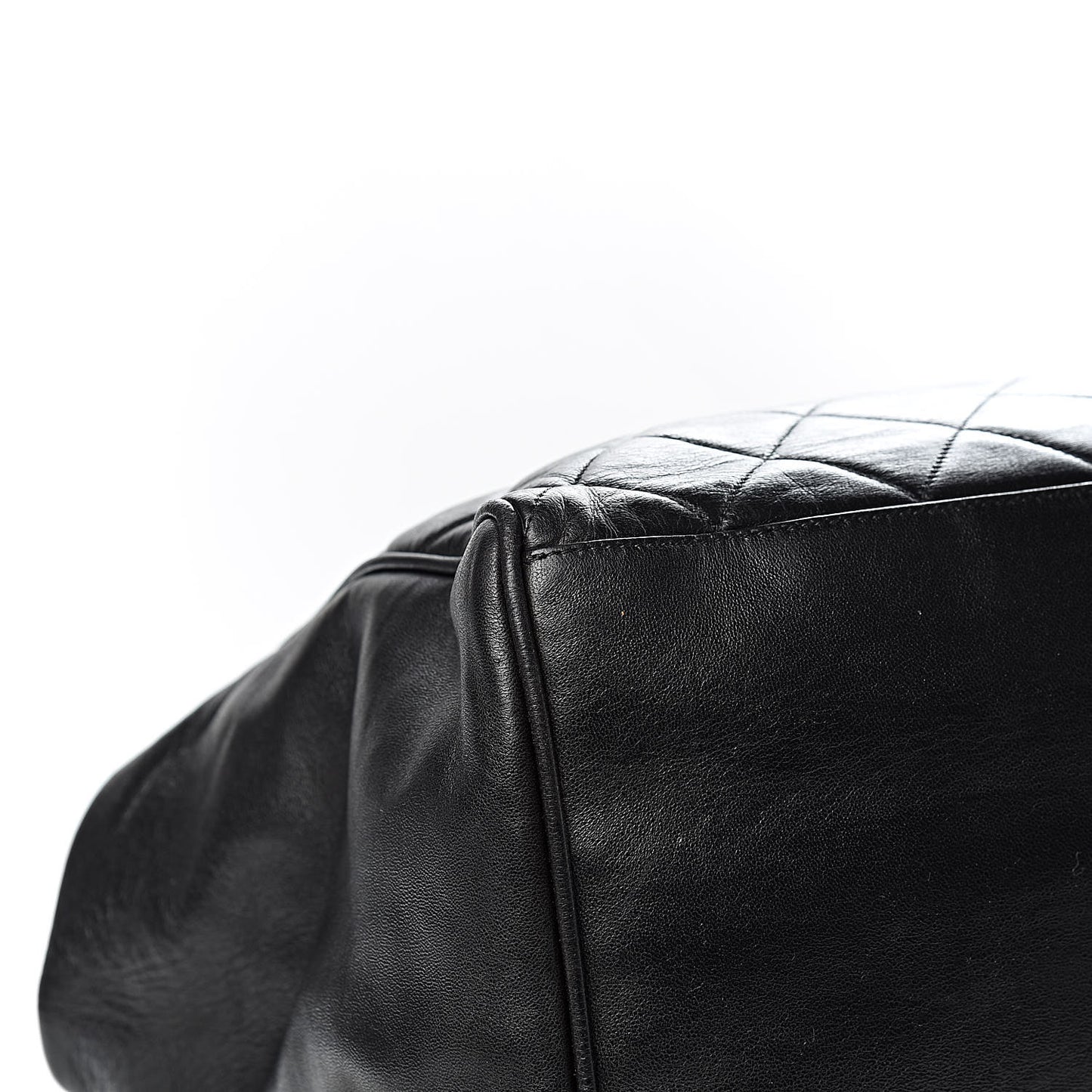 Lambskin Quilted Shoulder Bag Black