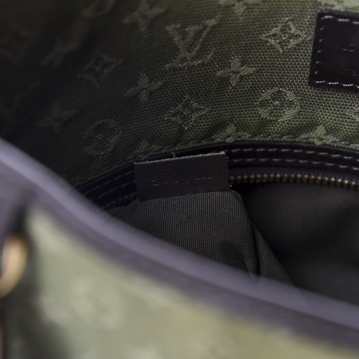 Louis Vuitton Mini Monogram Besace Mary Kate Kaki 9 of 11
