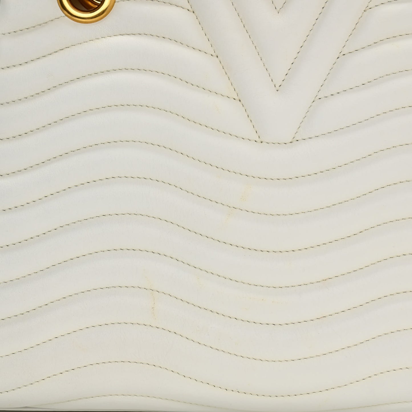 Calfskin New Wave Chain Tote Snow