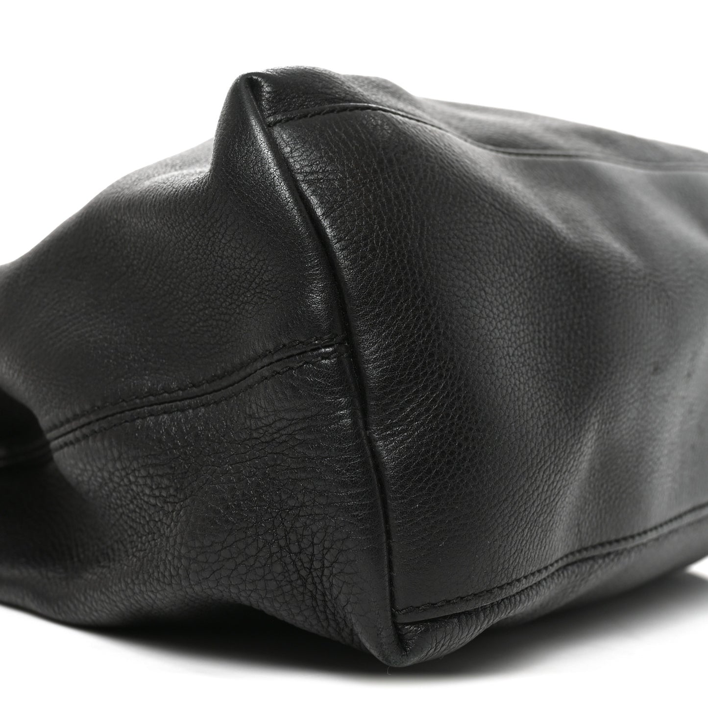 Pebbled Calfskin Medium Soho Chain Shoulder Bag Black