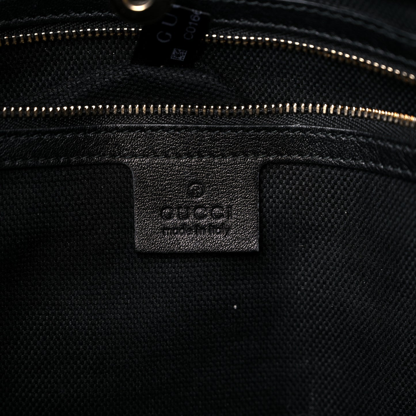 Patent Medium Soho Chain Shoulder Bag Black