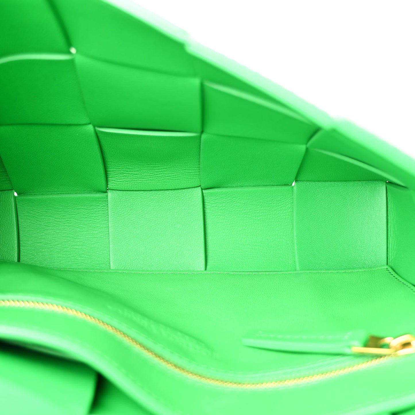 Patent Maxi Intrecciato Cassette Crossbody Bag Grass