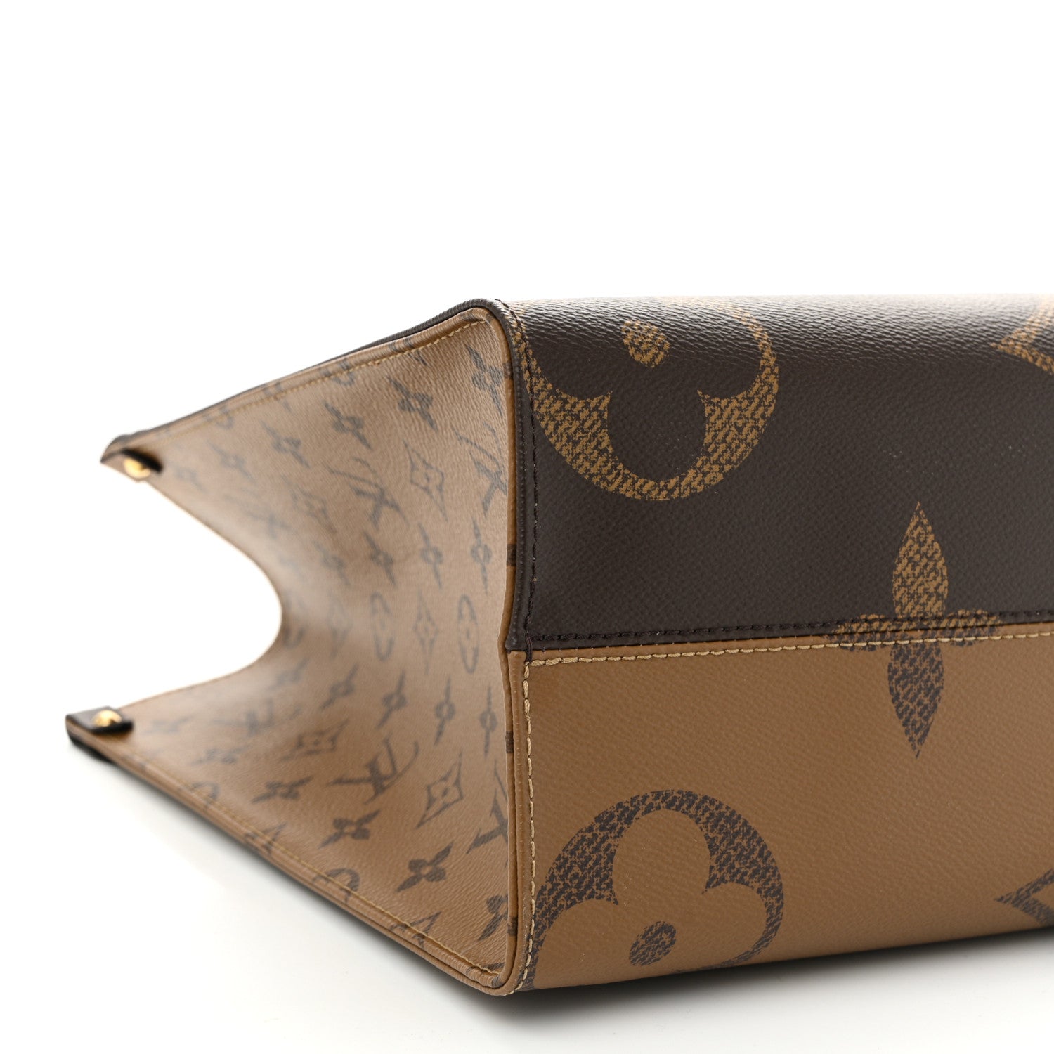 Louis Vuitton Reverse Monogram Giant Onthego MM 9 of 10