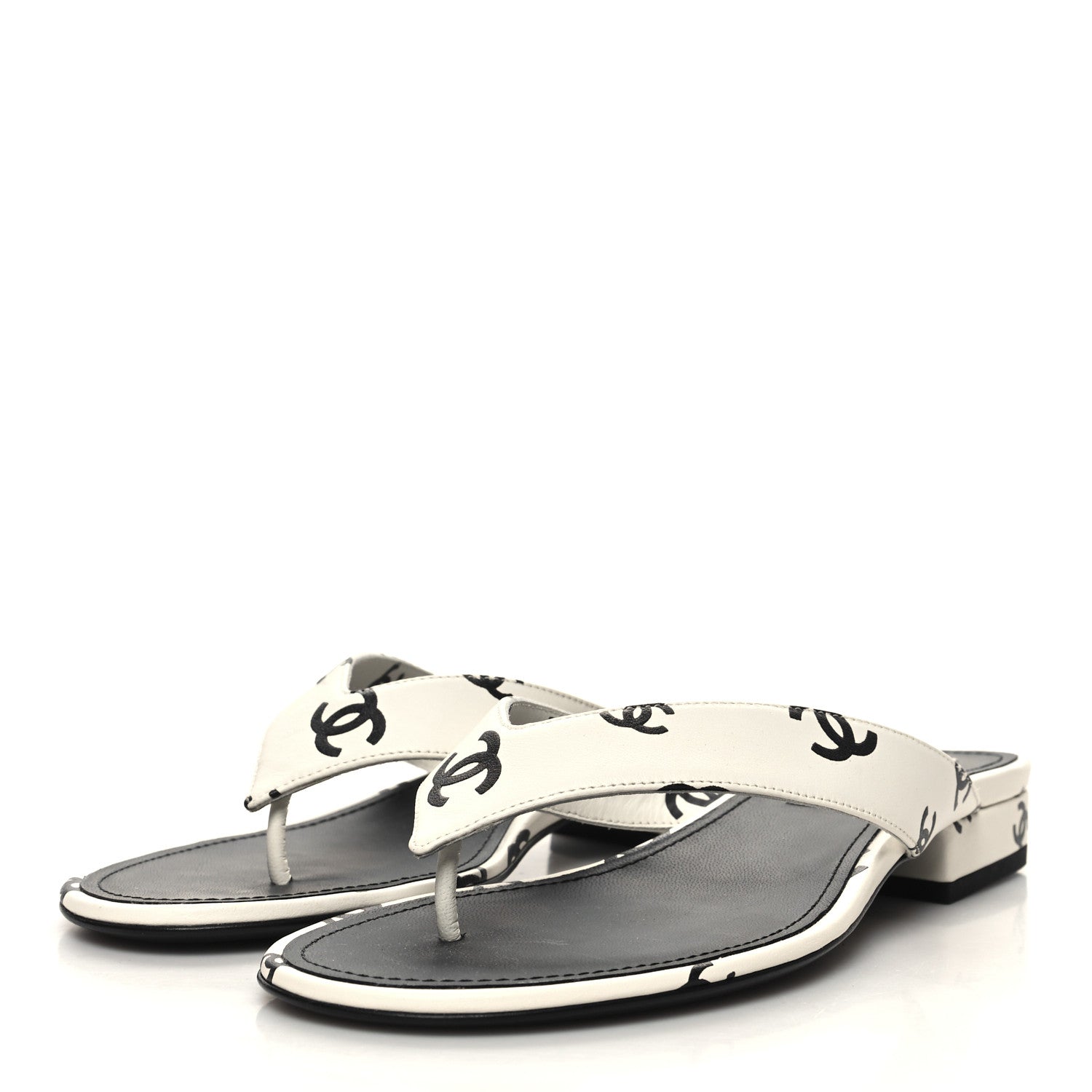Chanel Lambskin Printed CC Thong Sandals 38 White Black 3 of 9
