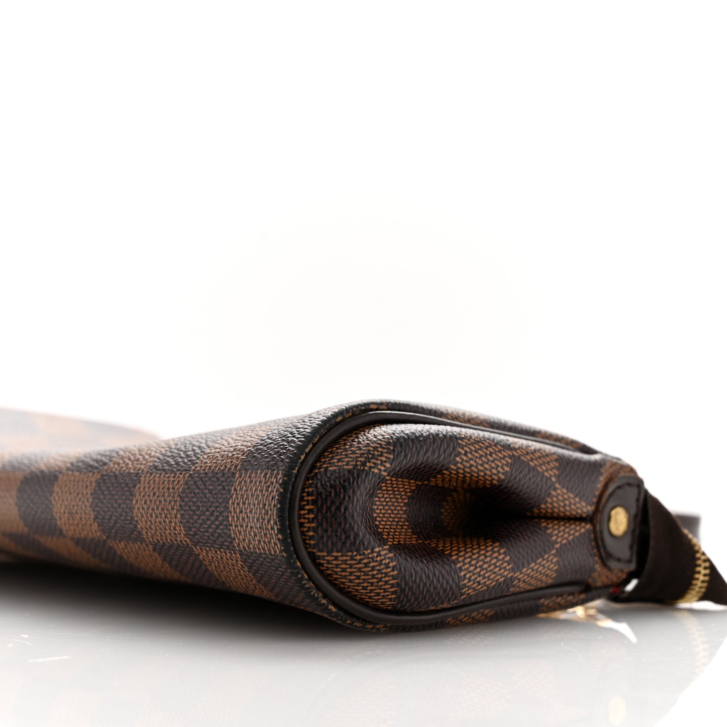 Damier Ebene Eva Clutch
