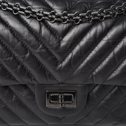 Chanel Aged Calfskin Chevron Quilted 2.55 Reissue 225 Flap So Black 11 of 12
