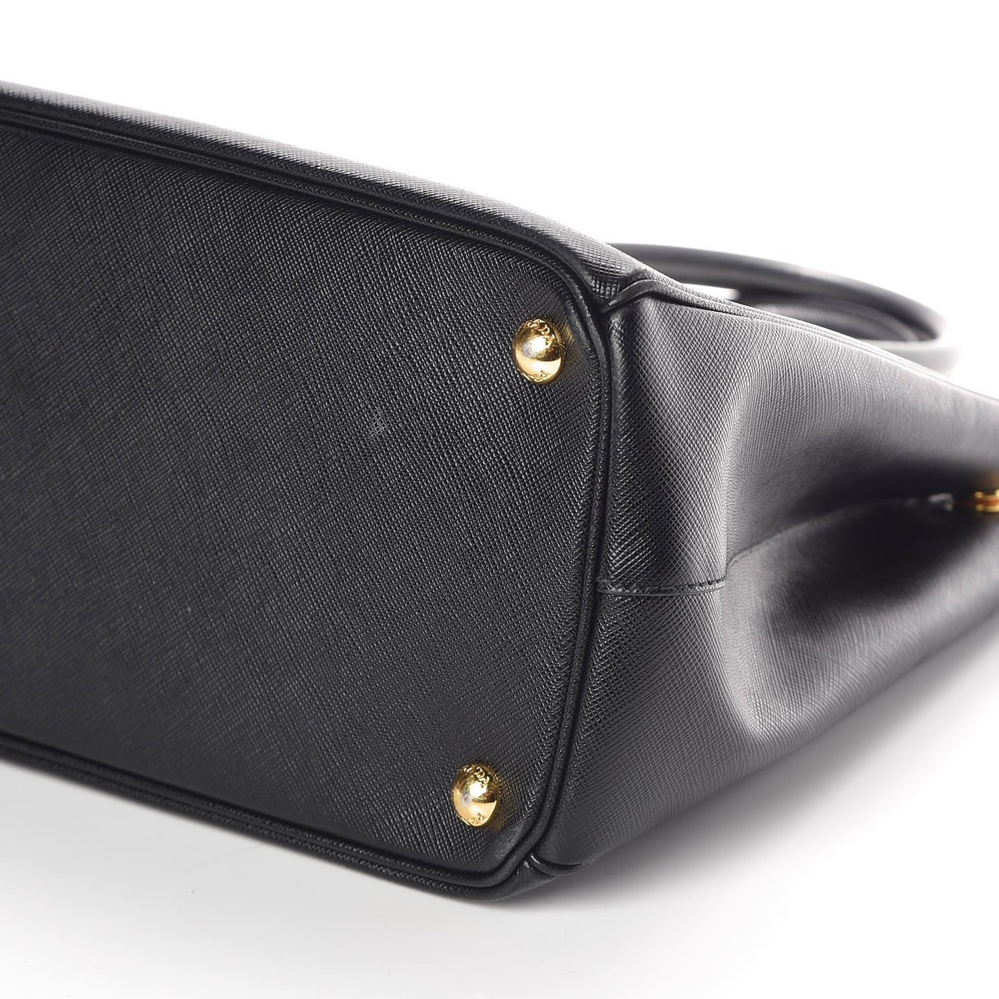 Saffiano Medium Galleria Double Zip Tote Black