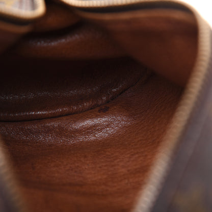 Louis Vuitton Monogram Papillon 30 11 of 31