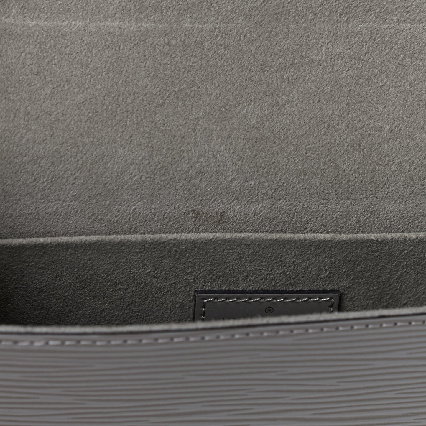 Epi Felicie Pochette Chain Wallet Galet