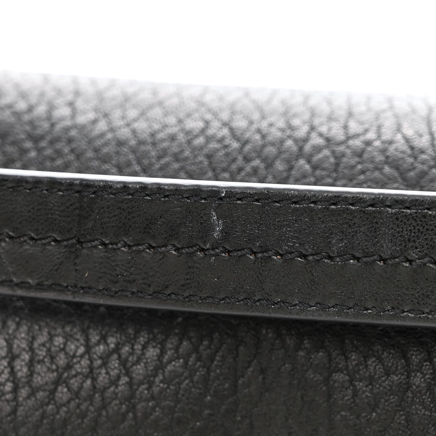 Grained Lambskin Large Calypso Black