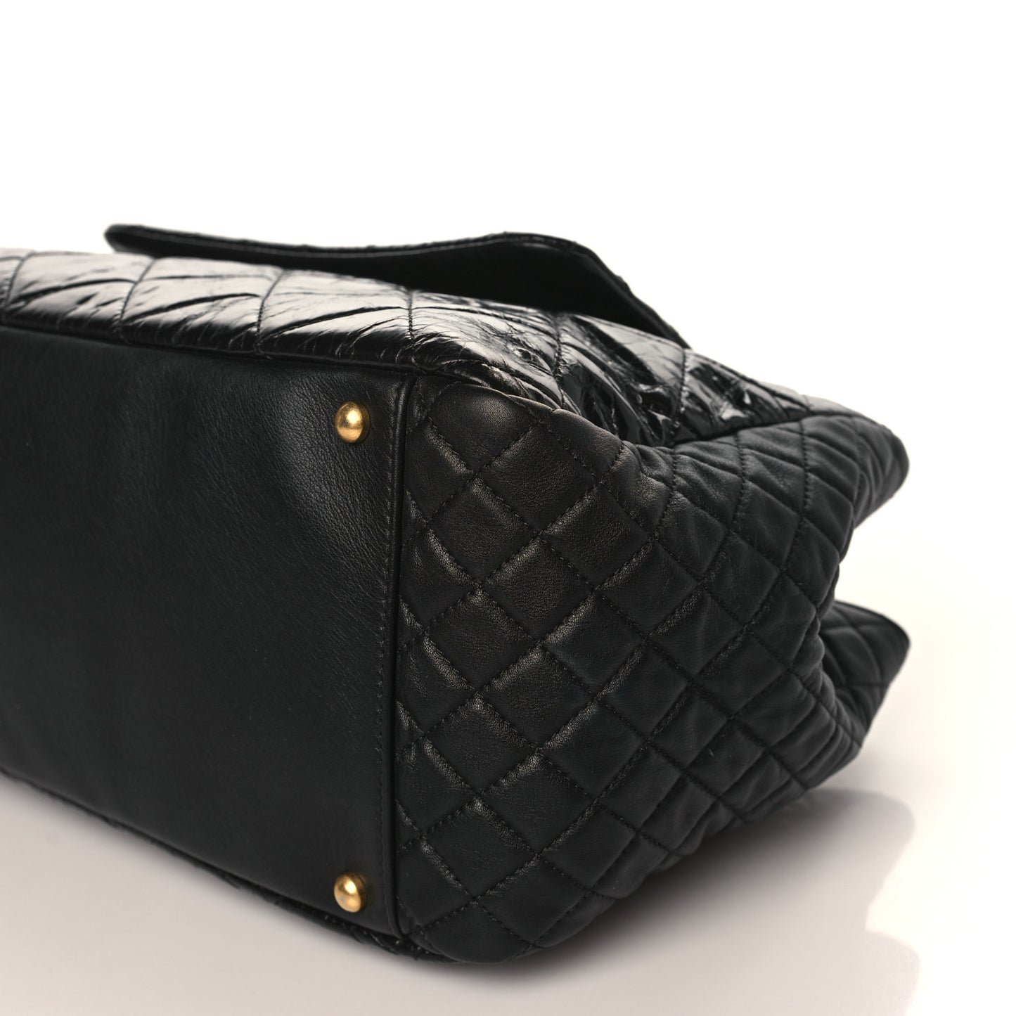Glazed Crinkled Lambskin Large East West Flap Black