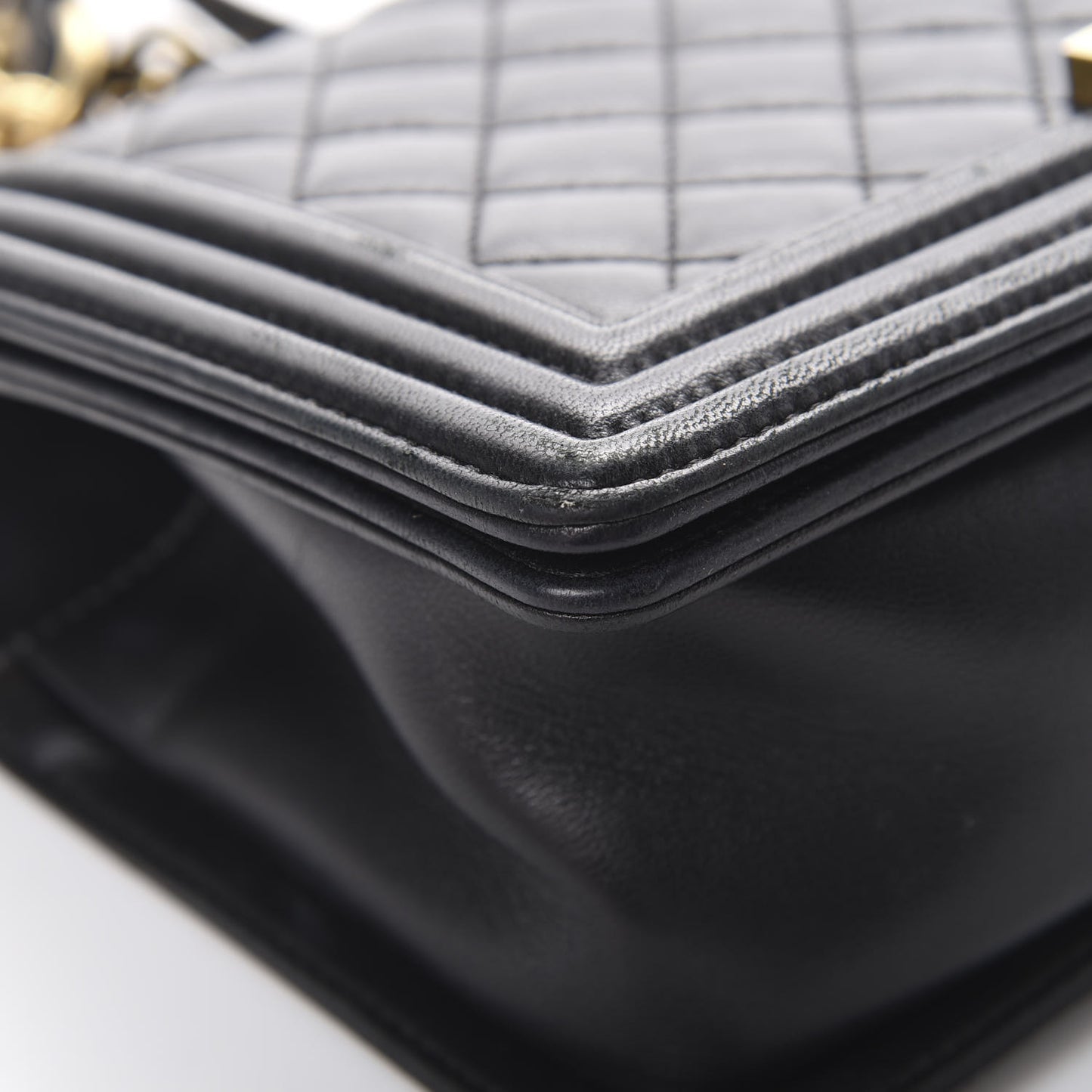Lambskin Quilted Medium Boy Flap Black