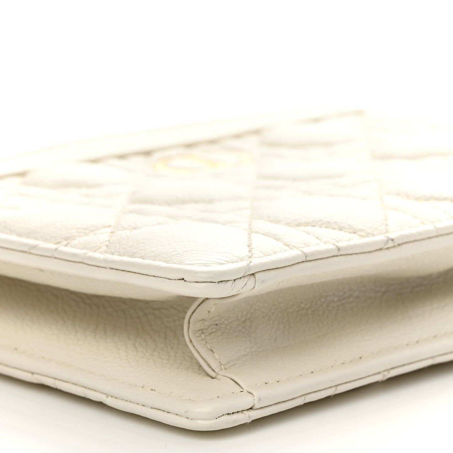 Calfskin Cannage Caro Zipped Pouch With Chain Latte